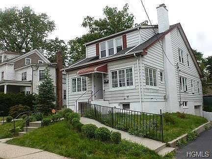 1st image of 229 S 2nd Ave