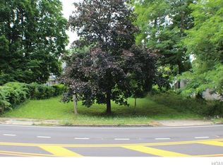 9 N Plank Rd, Newburgh, NY 12550