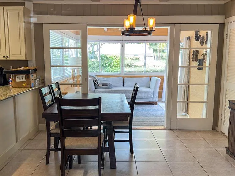 2475 W Paulstan Ct — Photo 4
