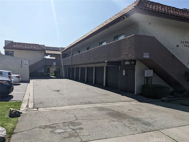3300 W Orange Ave #6 — Photo 1