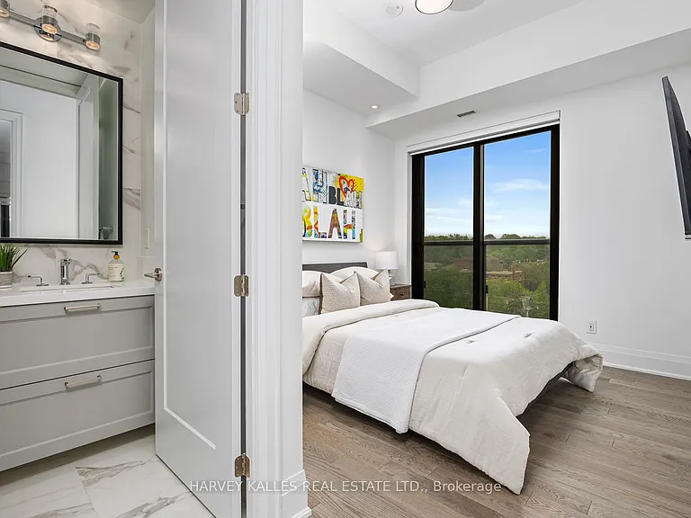 280 Howland Ave #GPH20 — Photo 16