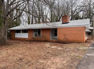 205 Missallie Dr, Clinton, SC 29325