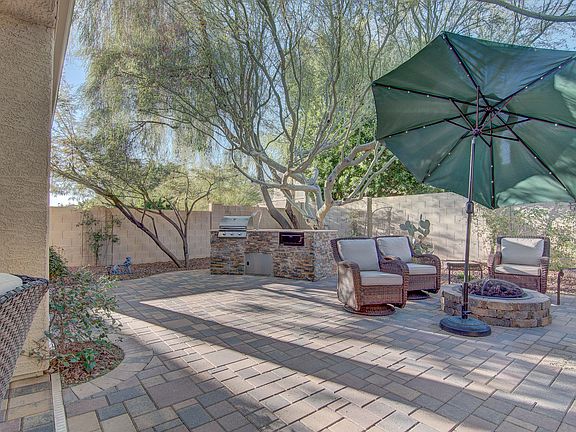 3rd image of 7022 W Jackrabbit Ln