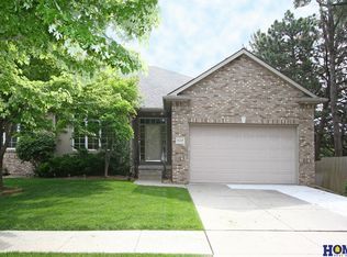 6328 S 85th Pl, Lincoln, NE 68526