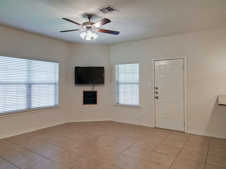 4454 Reveille Rd — Photo 3