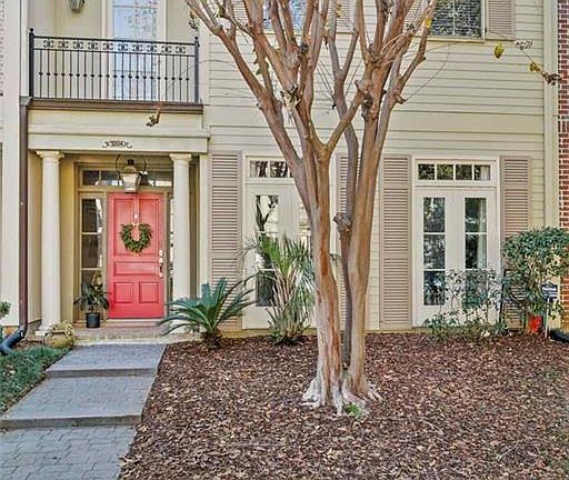 2nd image of 1204 Rue Degas