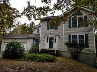 227 Tumbleweed Dr, Effort, PA 18330