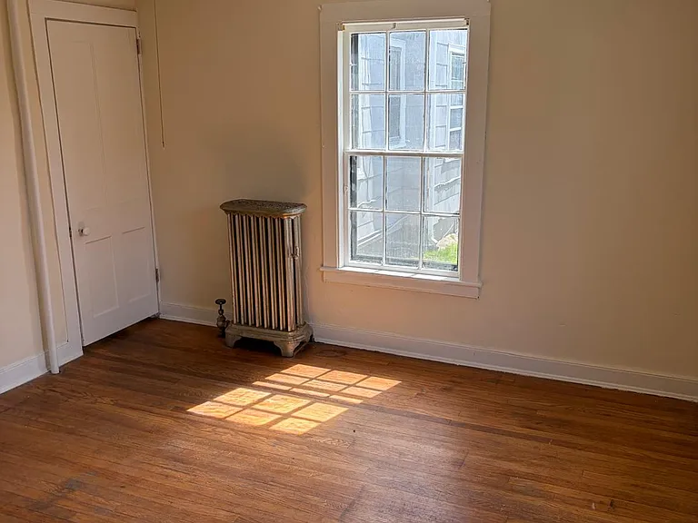 119 Williams St #Y — Photo 14