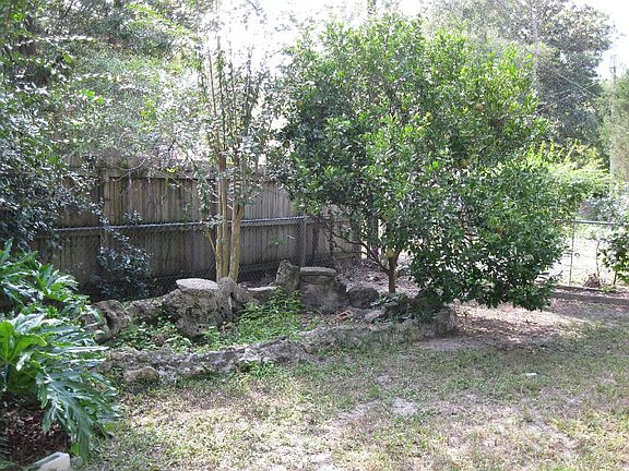 3rd image of 3207 NW 52nd Pl