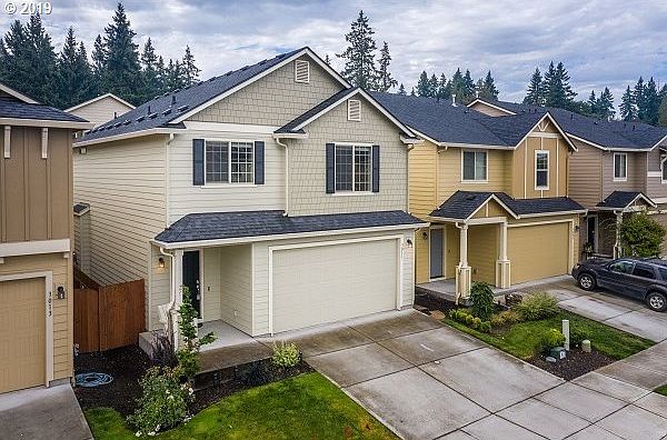 1st image of 3011 NE 75th St