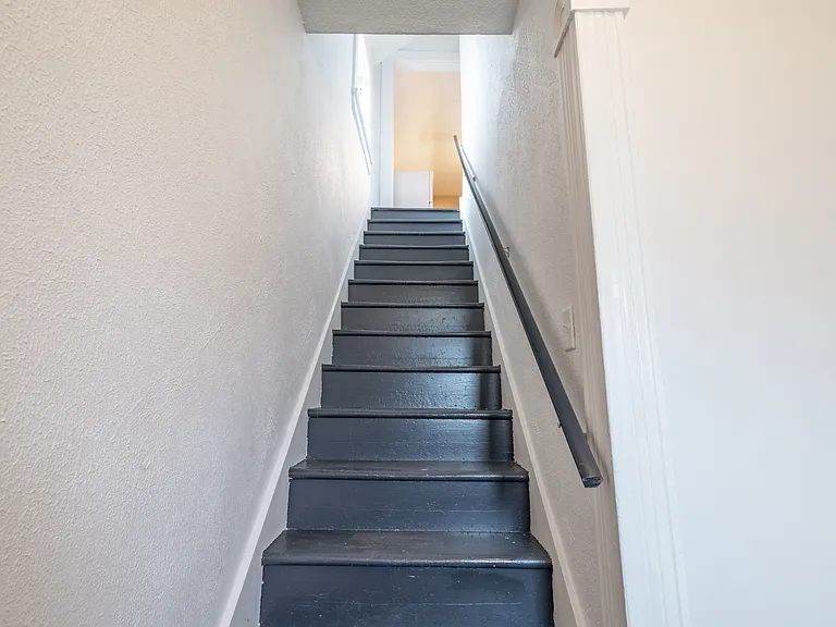 1320 Taylor St — Photo 4