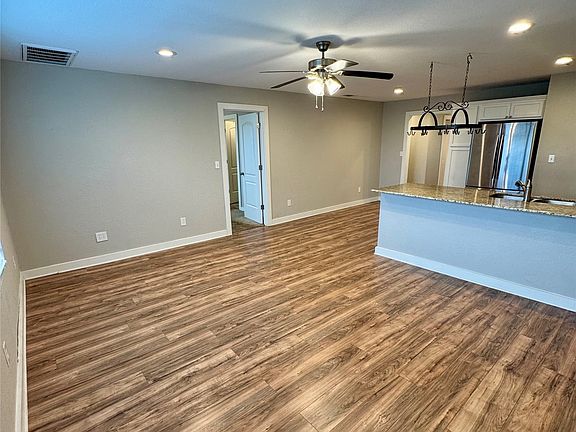 3rd image of 508 Sherry St