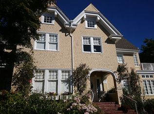 3156 E Laurelhurst Dr NE, Seattle, WA 98105