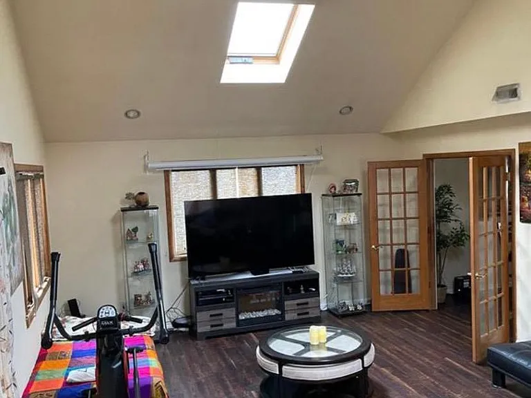 2019 Chatham Dr — Photo 6