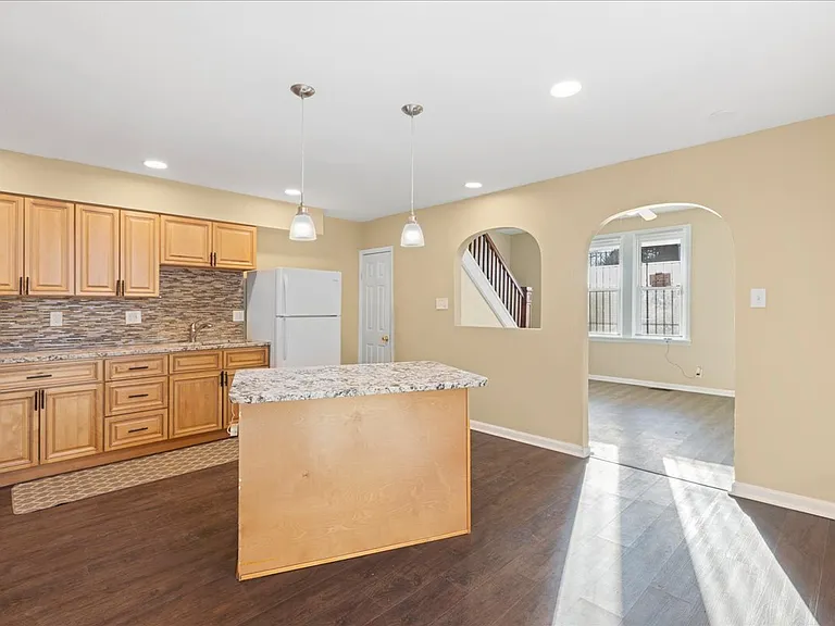 1602 Pershing St #1 — Photo 18