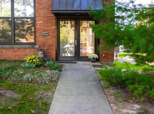 222 S Whittaker St APT A, New Buffalo, MI 49117