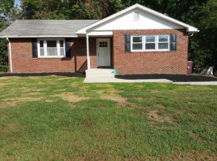 900 Galbraith Ave, Upper Chichester, PA 19061