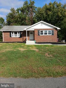 900 Galbraith Ave, Upper Chichester, PA, 19061