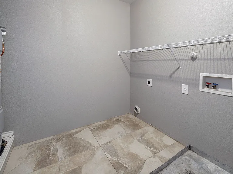 3515 Alamo Greens — Photo 31