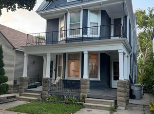 312 E Smith St, Milwaukee, WI 53207