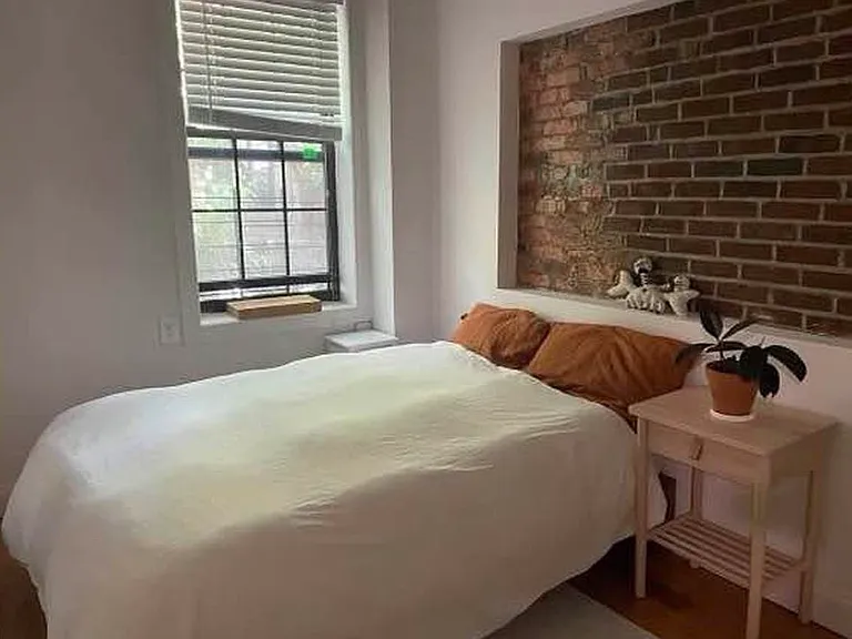 320 Greene Ave #2 — Photo 5