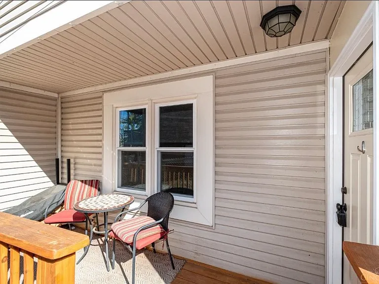 2133 Deerfield Pl #2 — Photo 23