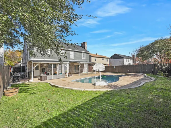 2322 Snowdon Dr, Arlington, TX 76018