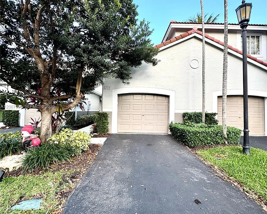 3742 San Simeon Cir #3742