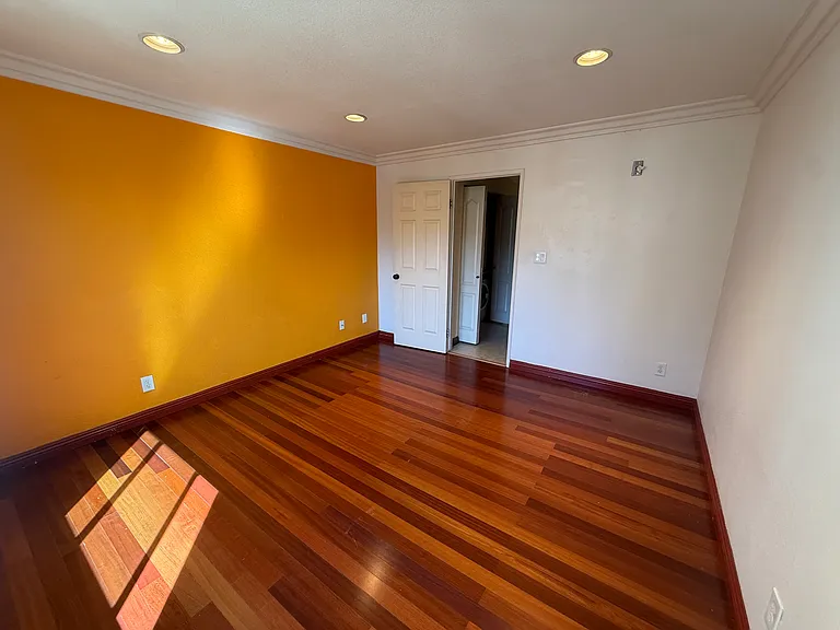 7565 Charmant Dr #614 — Photo 27