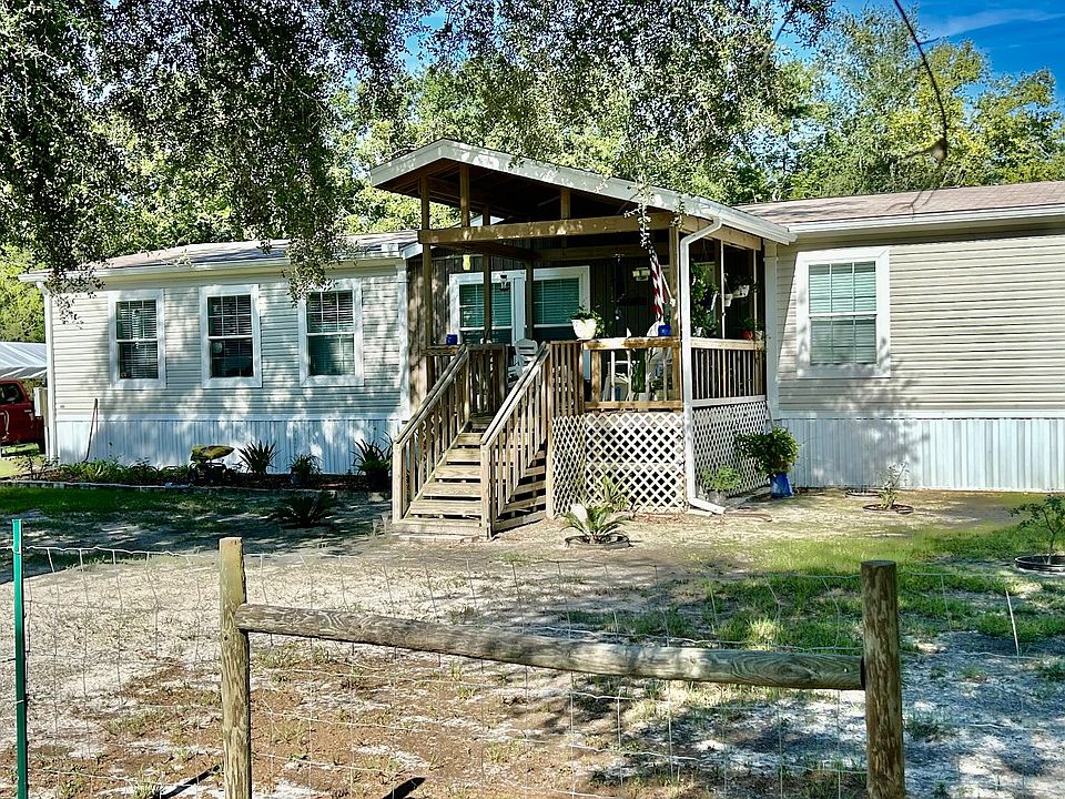1st image of 16645 73rd Ln