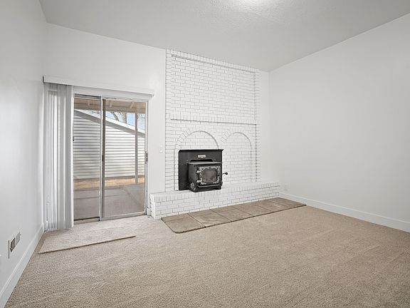 4th image of 8558 S Center St