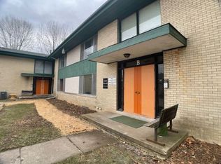 911 N Sheridan Rd #A2, Peoria, IL 61606