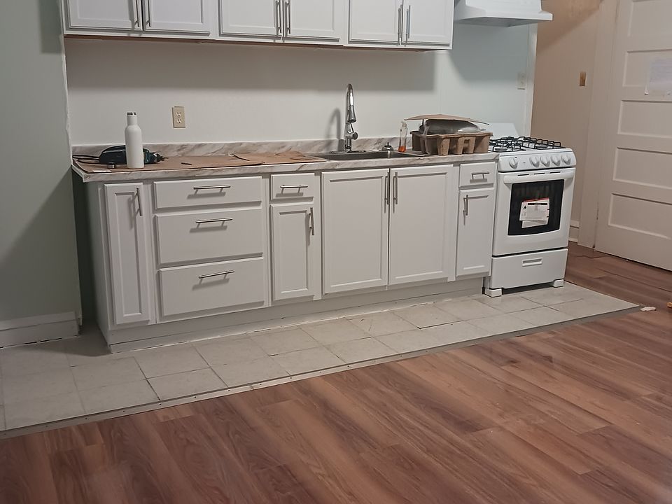 1st image of 3528 Kensington Ave #1R