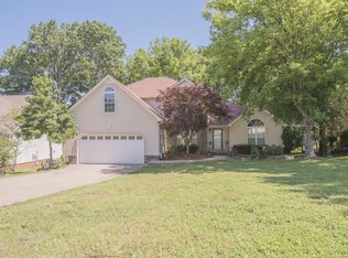 1213 Highland Hills Dr, La Vergne, TN 37086
