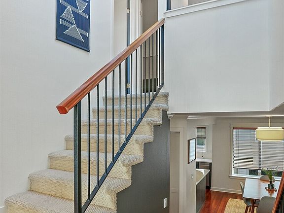 3rd image of 202 W Olympic Place #205