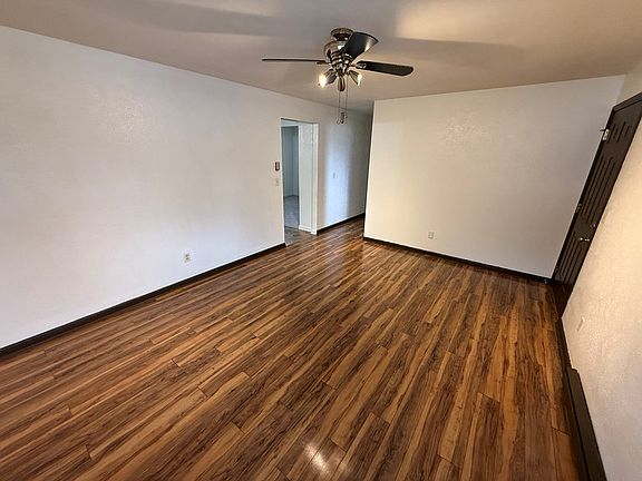 2nd image of 1071 Sullivan Rd