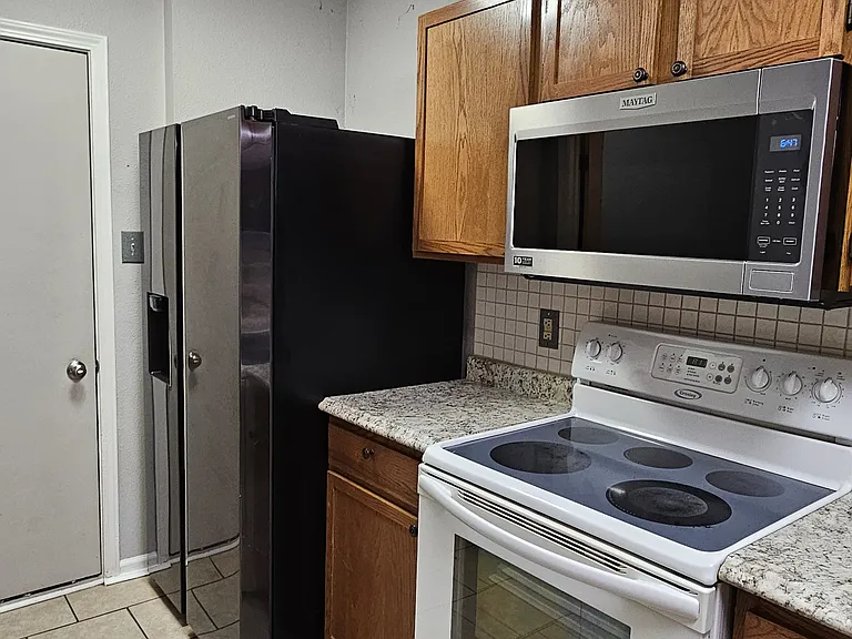16772 Aulton Dr — Photo 3