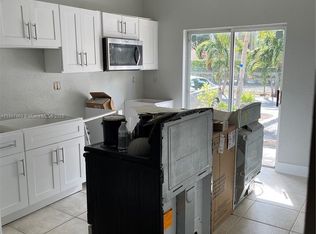 6900 NW 179th St #1031, Hialeah, FL 33015