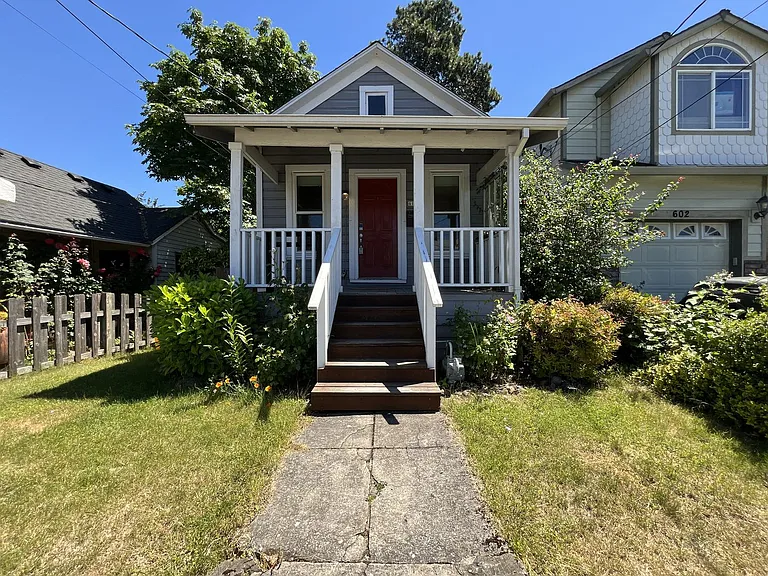 610 NE 79th Ave — Photo 3