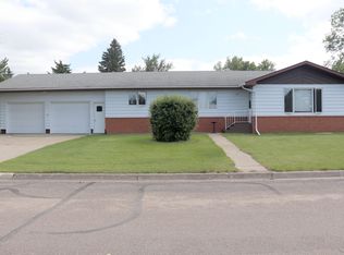 301 5th Ave, Turtle Lake, ND 58575