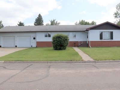 301 5th Ave, Turtle Lake, ND, 58575
