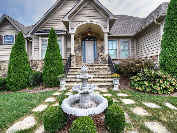 5th image of 1944 Villa Ct