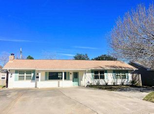 2648 Rose Ln, Groves, TX 77619