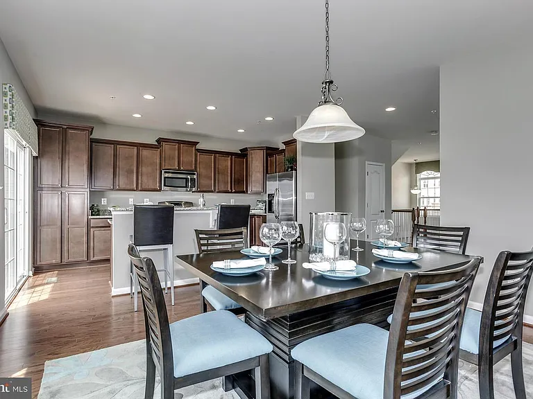8603 Crooked Tree Ln — Photo 10