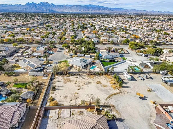 4015 Scott Russell Ct, North Las Vegas, NV 89031