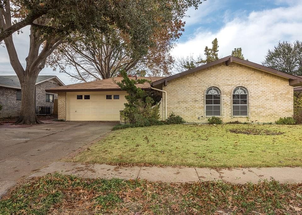 1st image of 703 Cavendish Dr