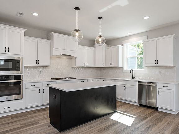 2nd image of 133 Noble Deer Way