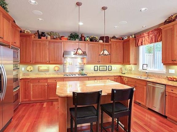 Gourmet Kitchen