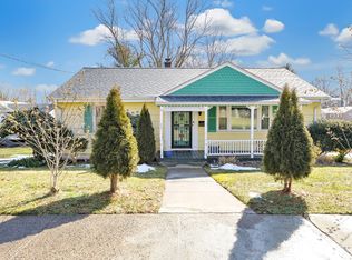 291 Battis Rd, Hamden, CT 06514