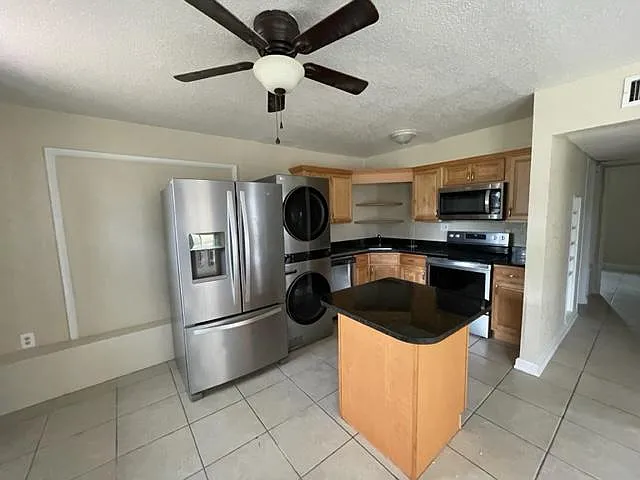2127 Smathers Cir N — Photo 5